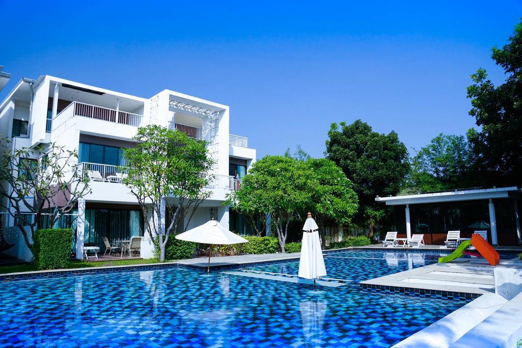 Franjipani Resort HHQ Zewnętrze zdjęcie